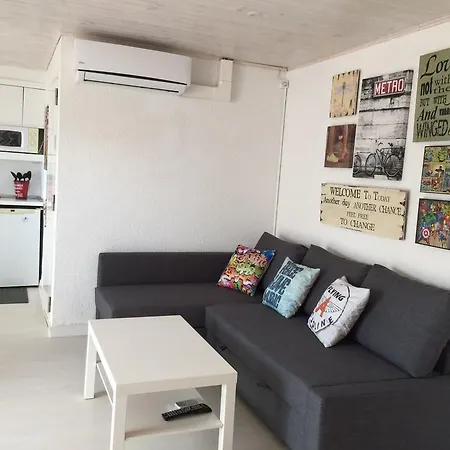 Lomo Sala House II テルデ